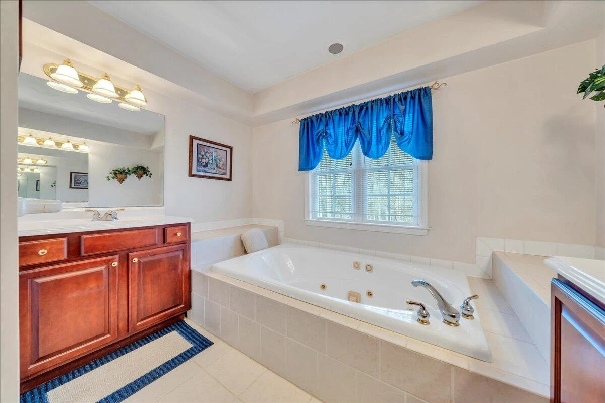 120 Lakecrest DR - Photo 36