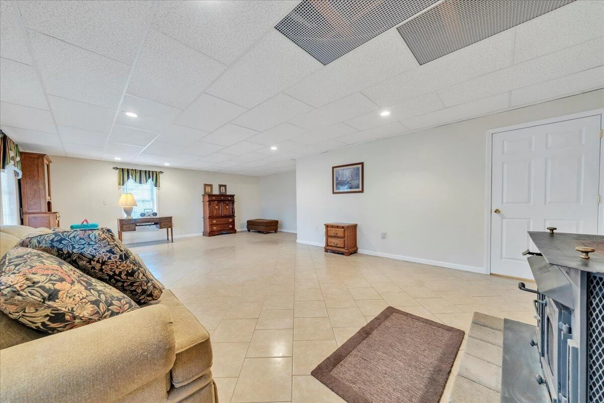 120 Lakecrest DR - Photo 57