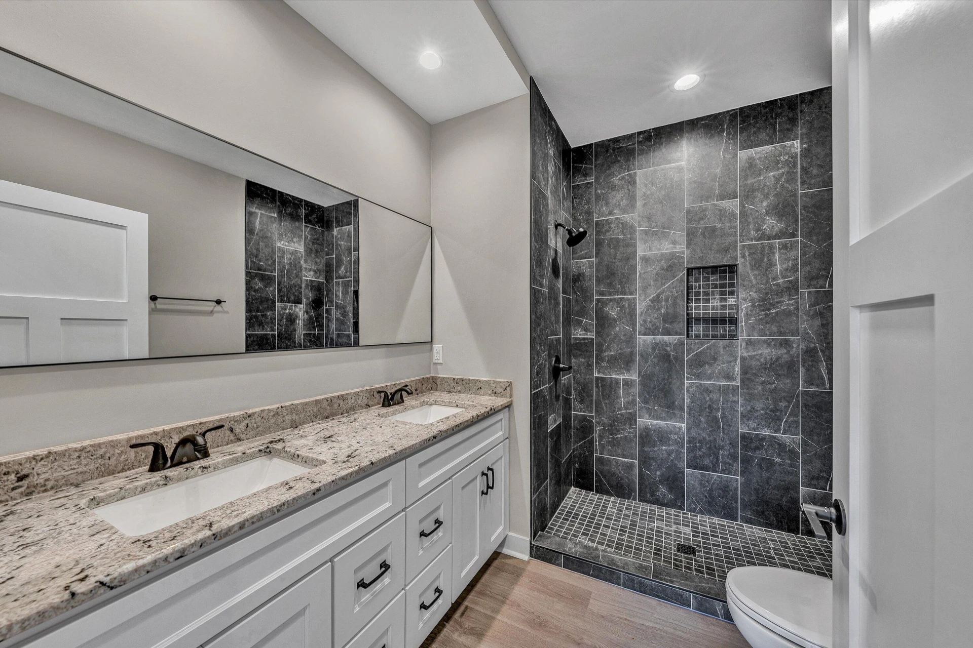 6478 Scruggs RD - Photo 16
