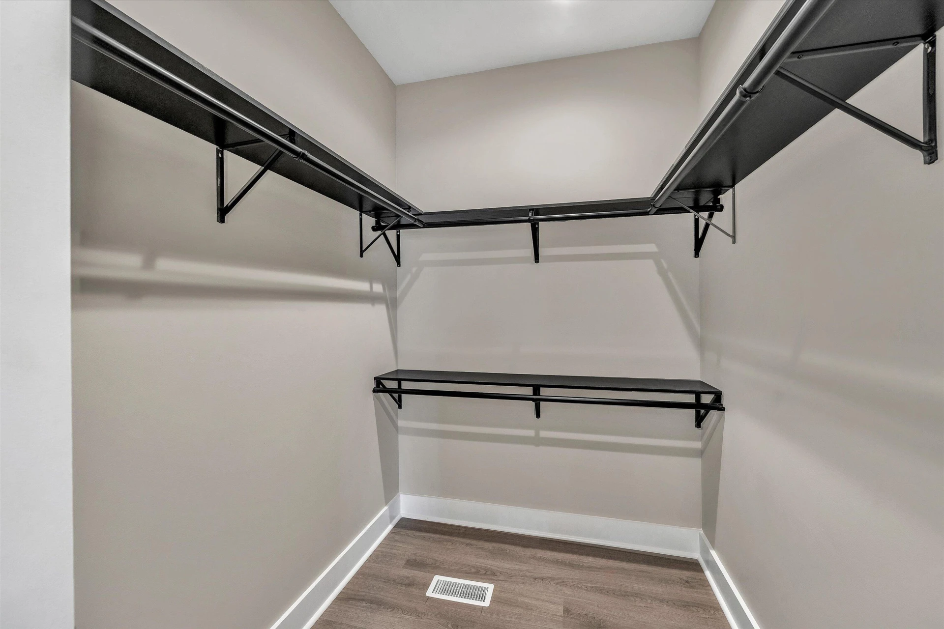 6478 Scruggs RD - Photo 18