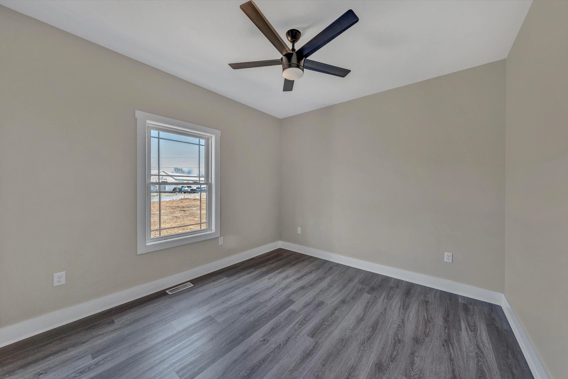 6478 Scruggs RD - Photo 22