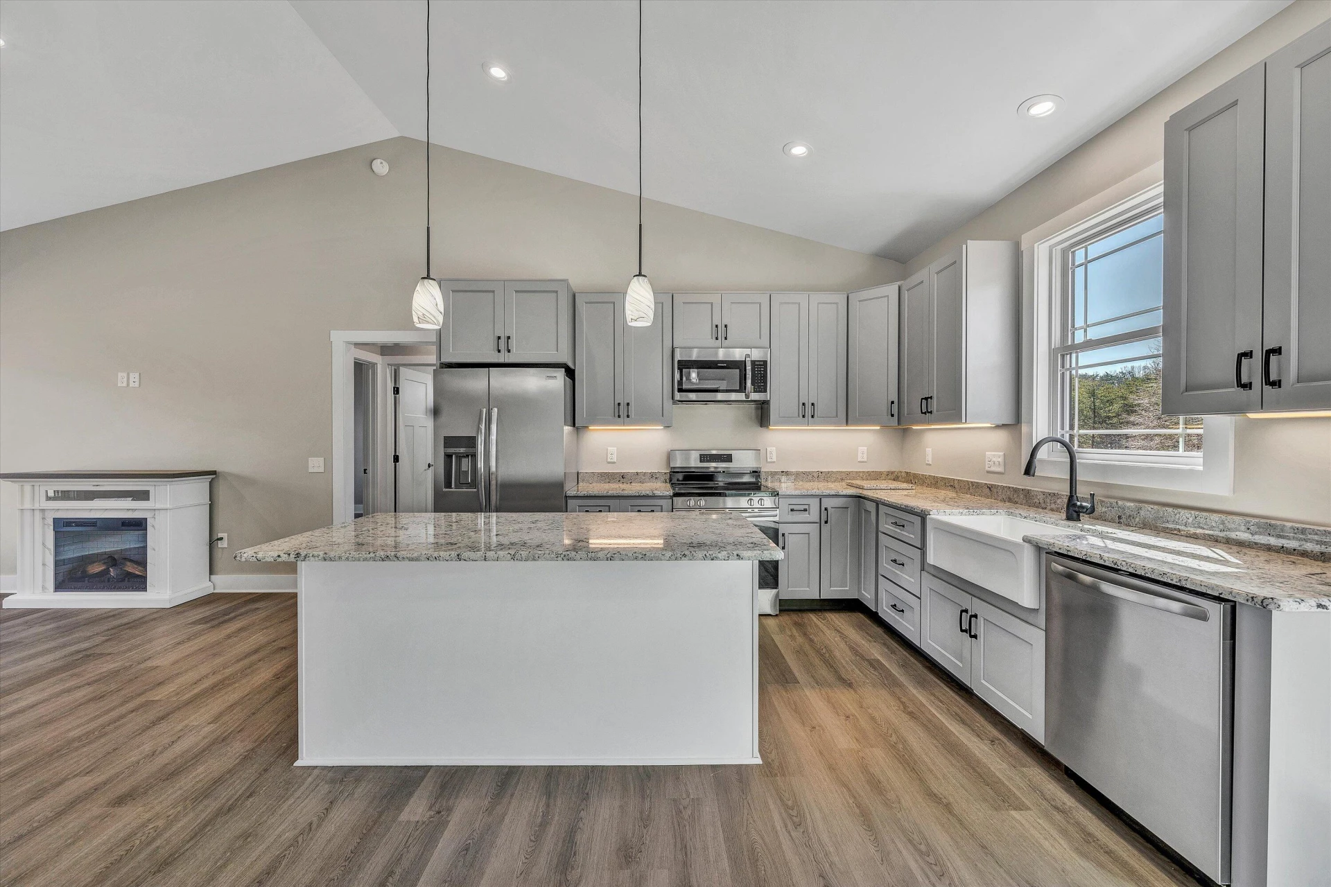 6478 Scruggs RD - Photo 8
