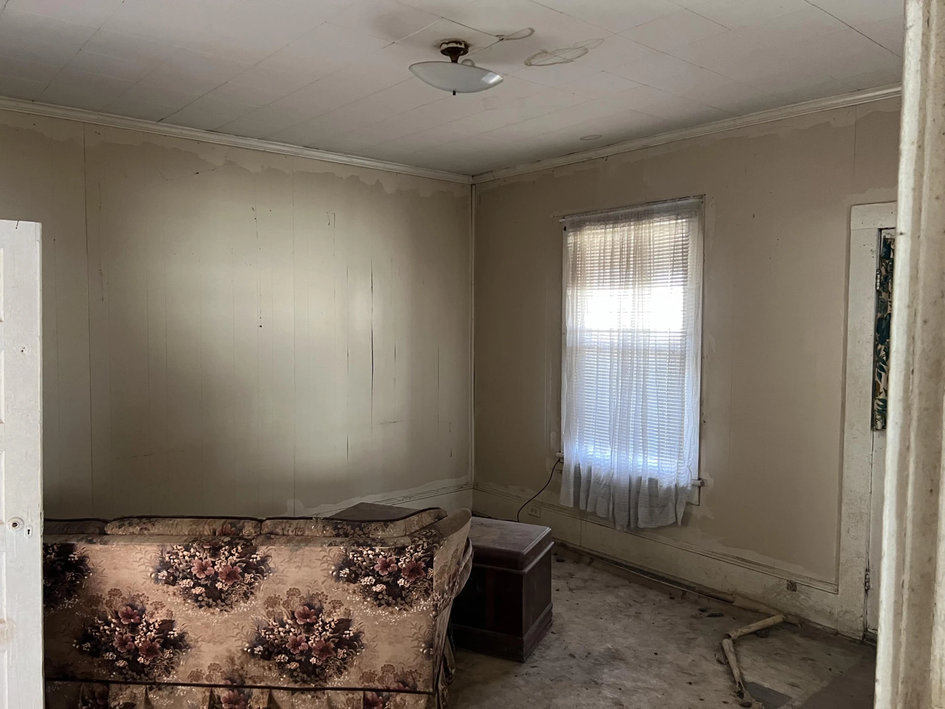 321 E Pine ST - Photo 7
