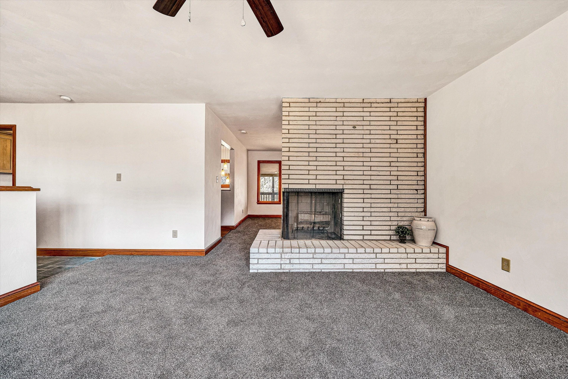 182 Dogwood LN - Photo 5