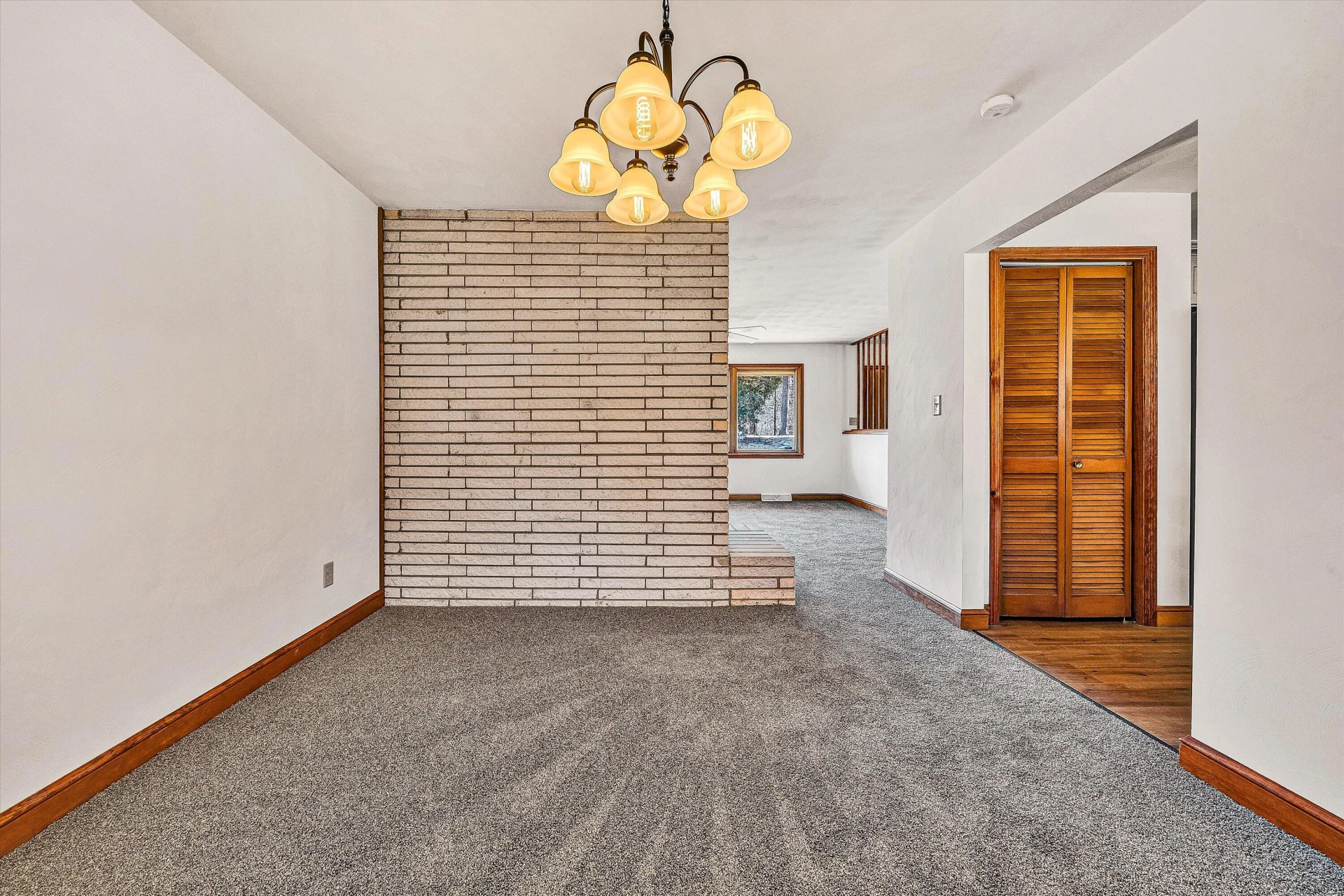 182 Dogwood LN - Photo 8