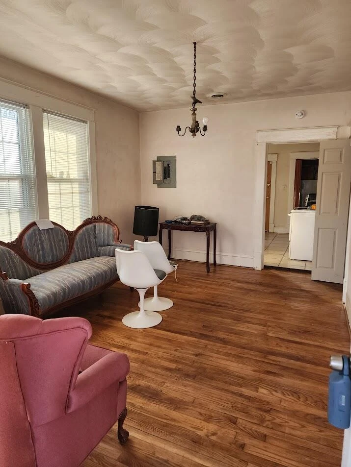 7 14Th ST SW - Photo 3