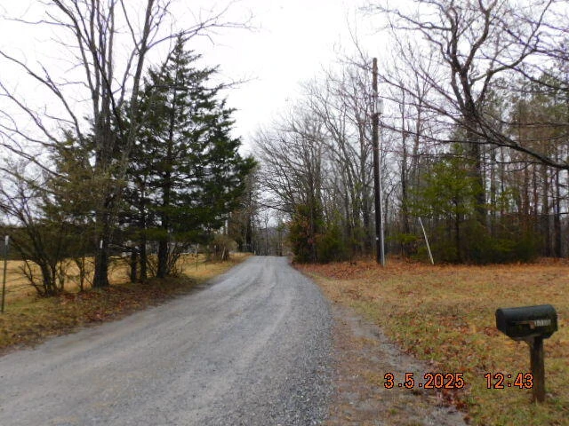 1168 WILFORD HOLLOW RD - Photo 2