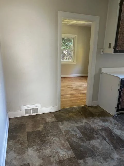3521 Valley View AVE NW - Photo 14