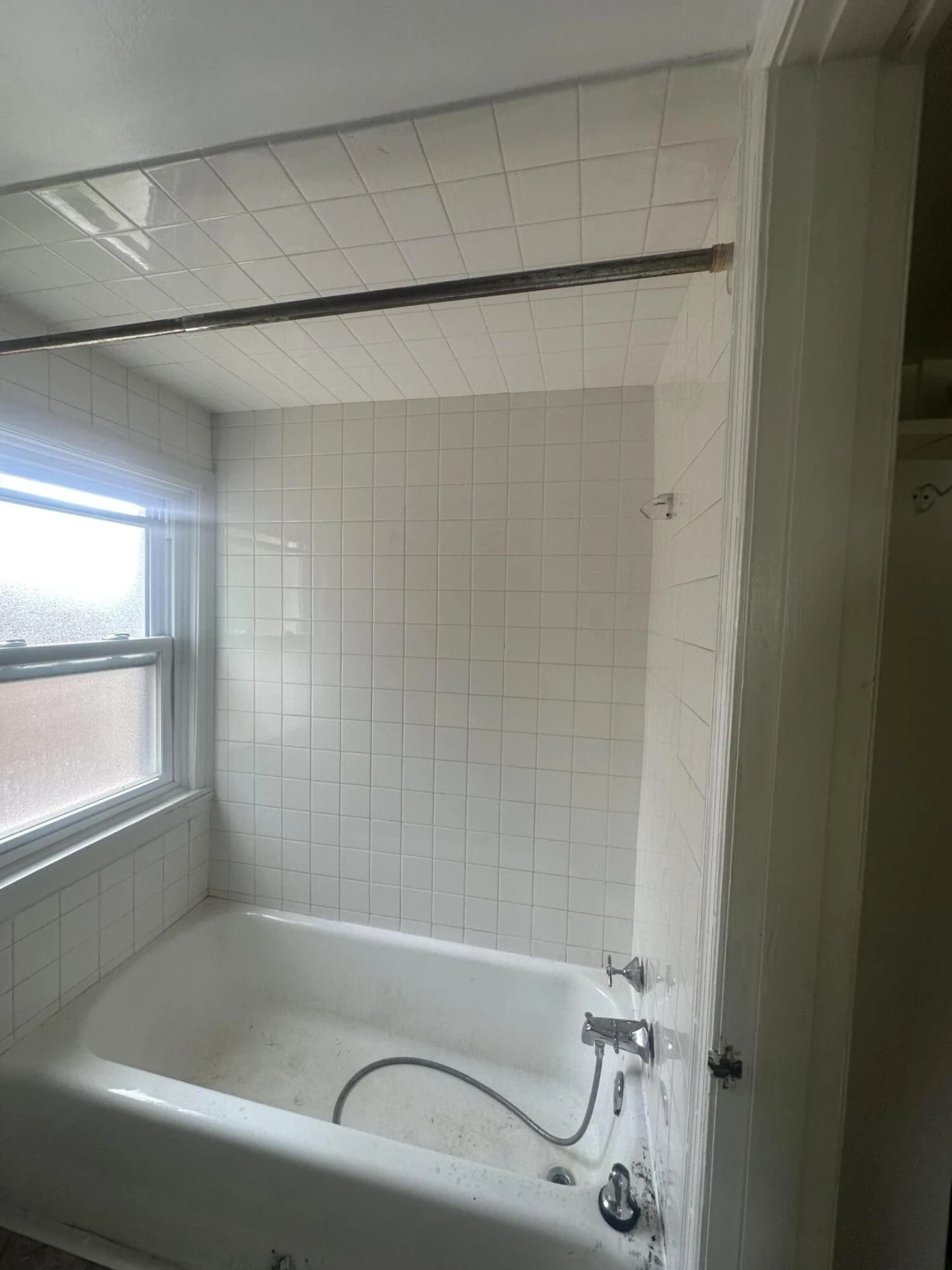 3521 Valley View AVE NW - Photo 9