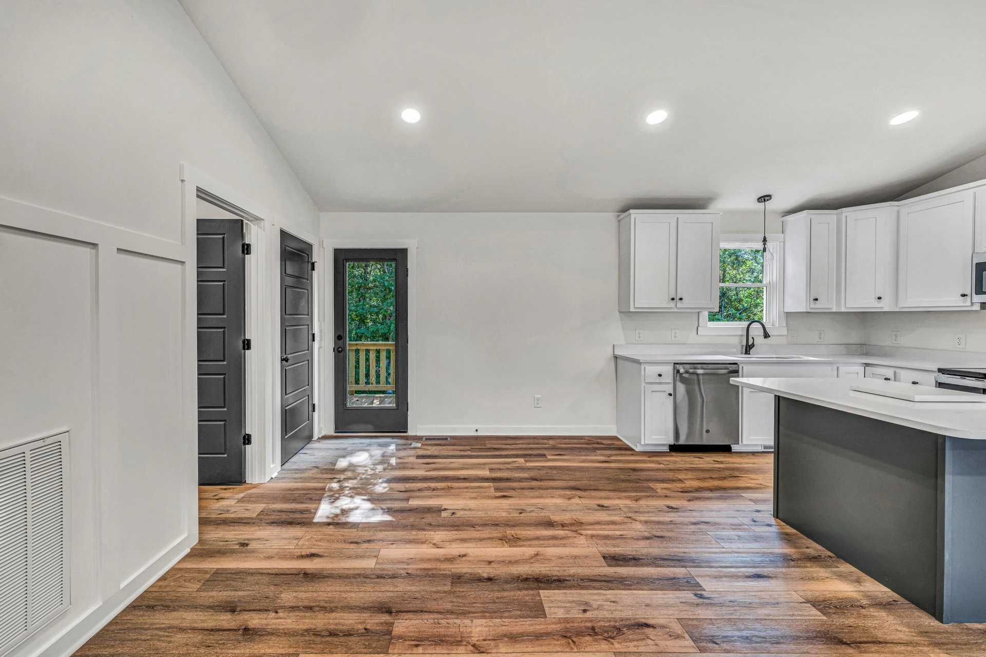 1460 White House RD - Photo 11