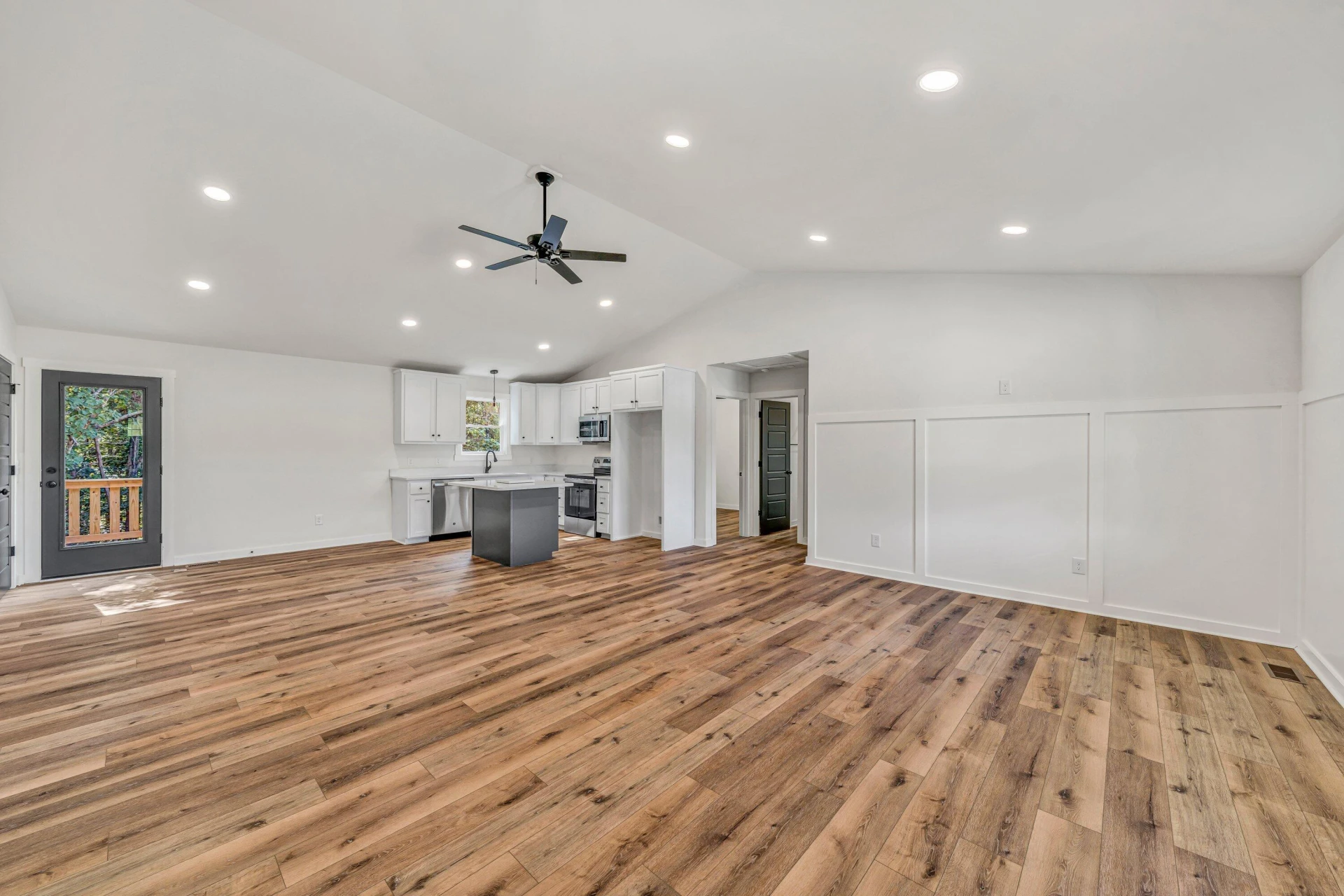 1460 White House RD - Photo 4