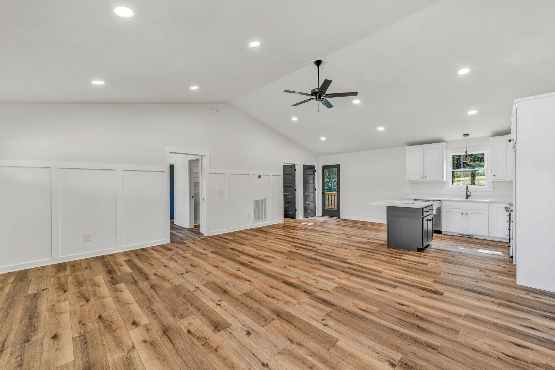 1460 White House RD - Photo 5