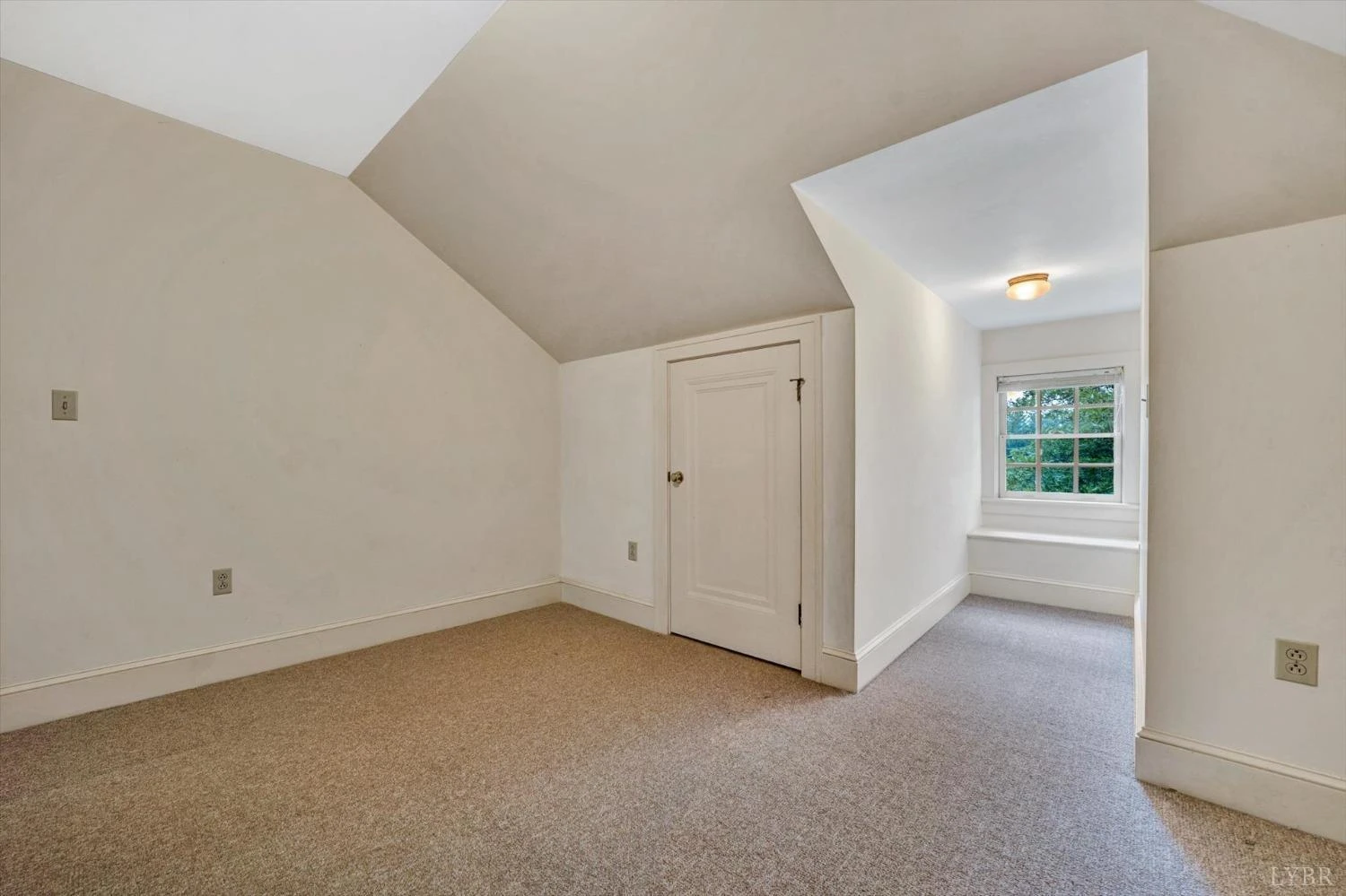 846 College ST - Photo 23