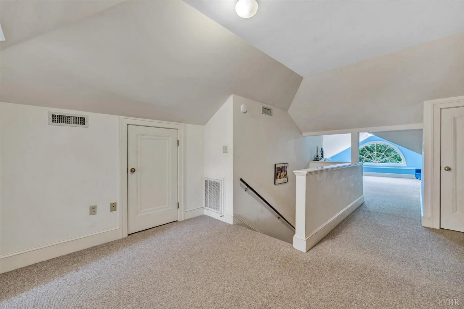 846 College ST - Photo 25