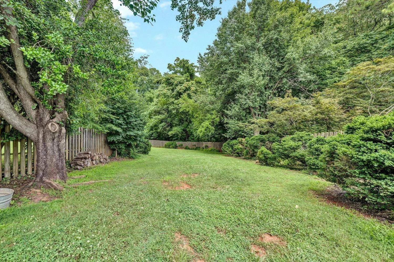 846 College ST - Photo 37
