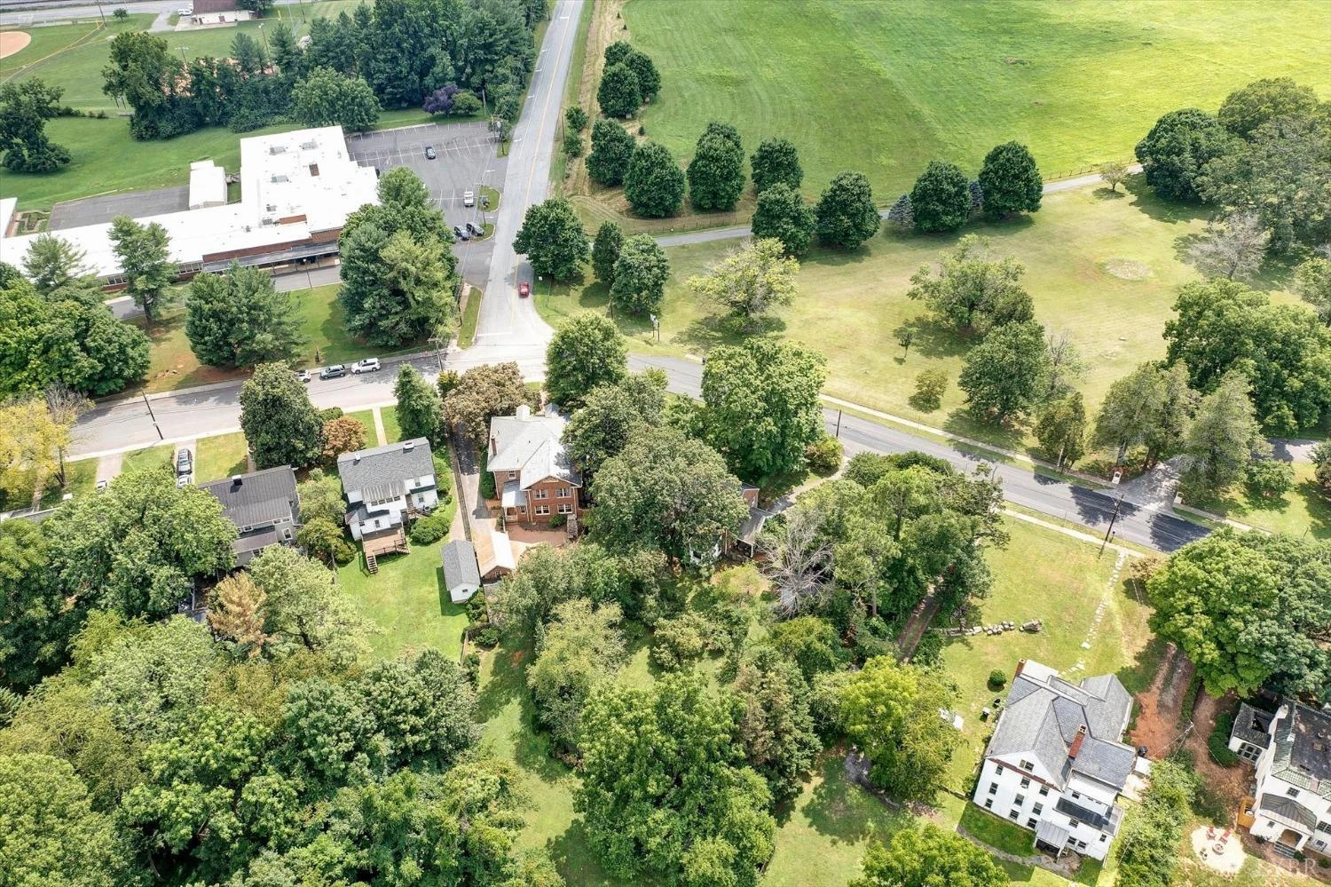 846 College ST - Photo 42