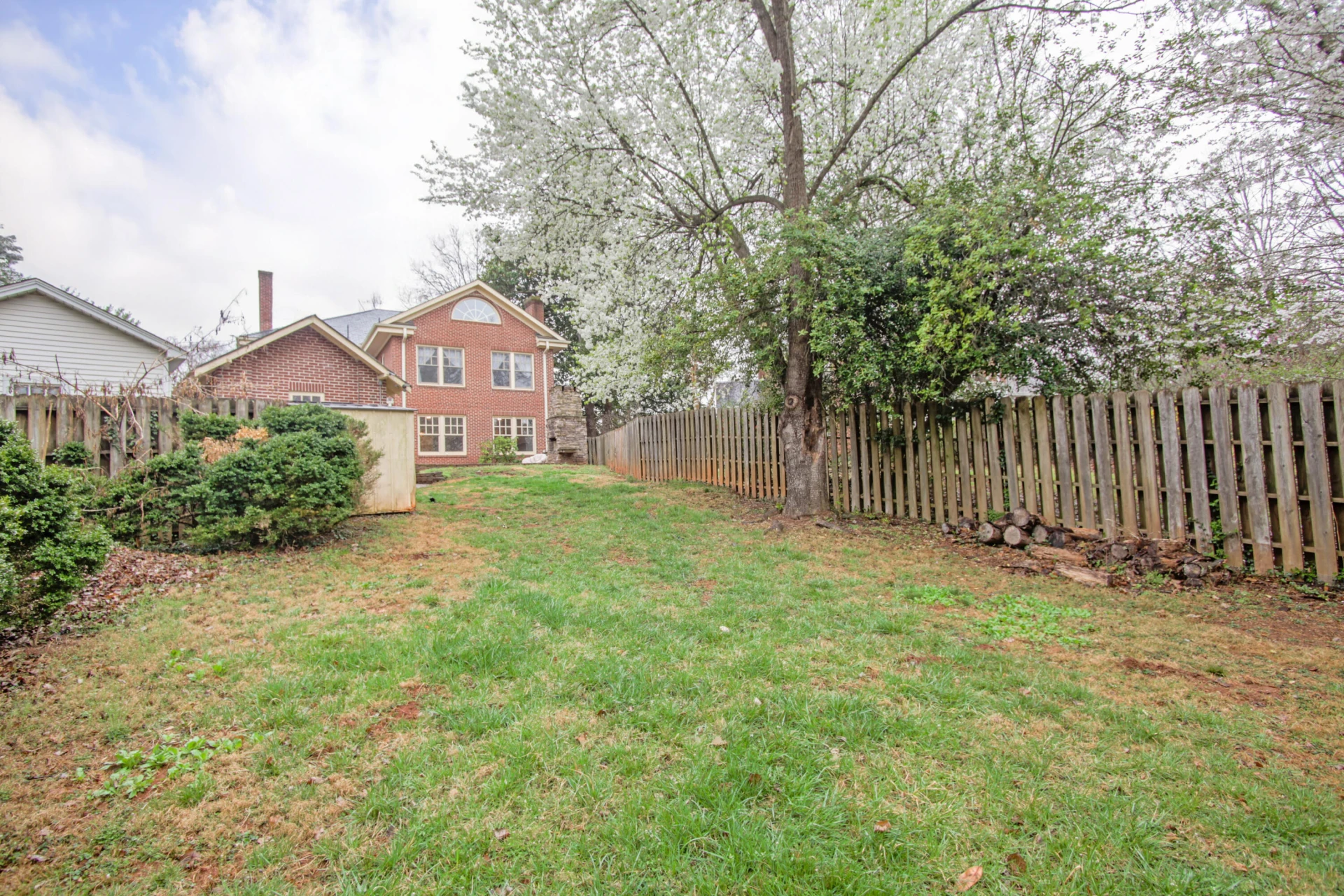 846 College ST - Photo 65