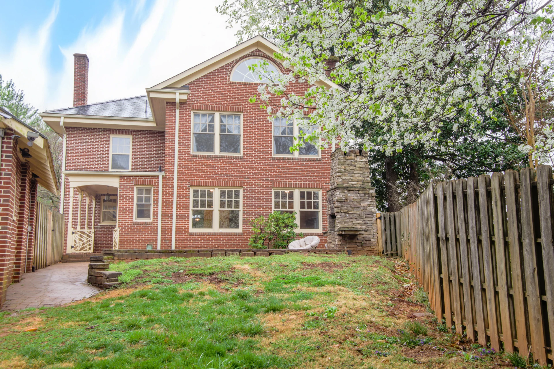 846 College ST - Photo 69