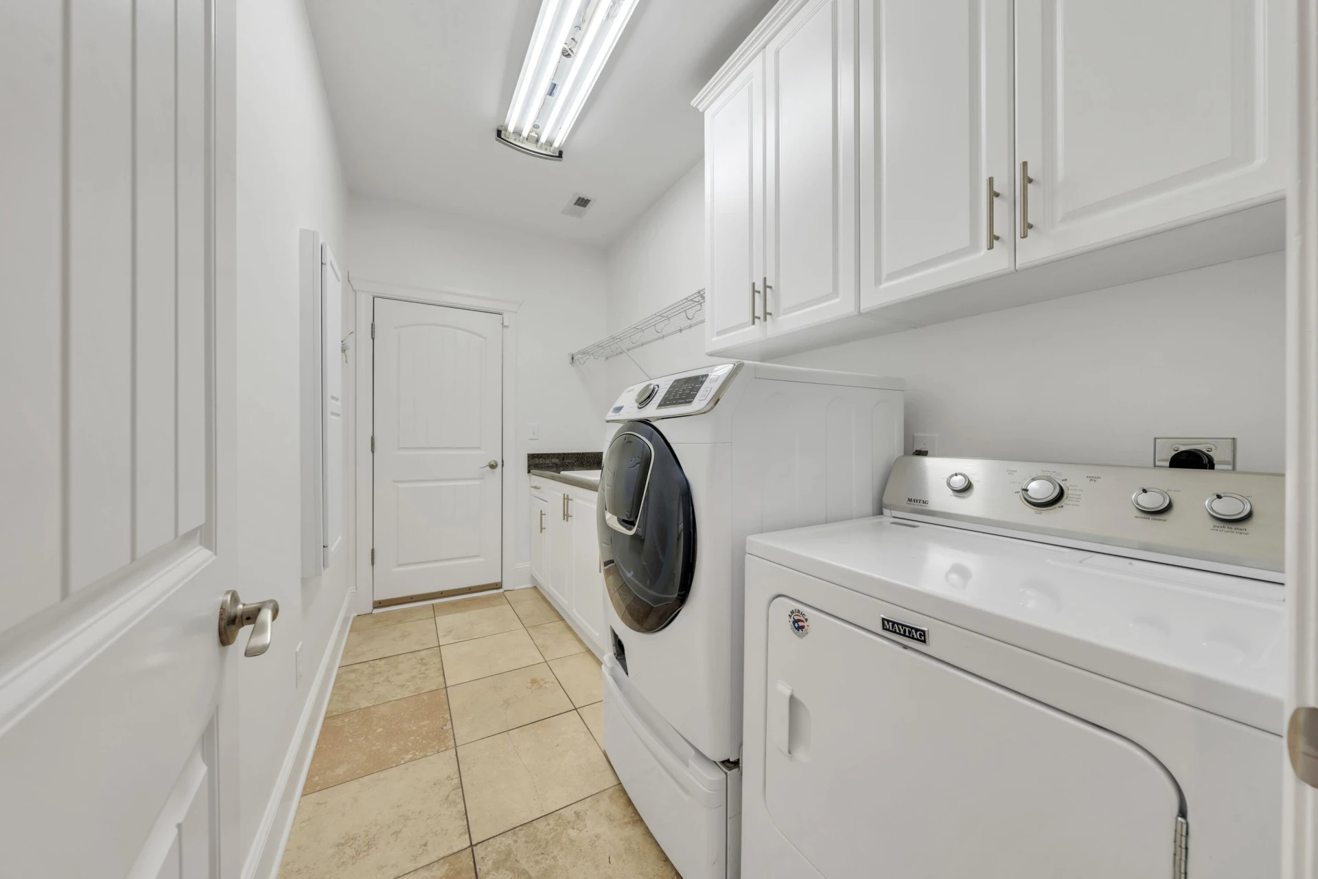 7425 Willow Leaf CIR - Photo 45