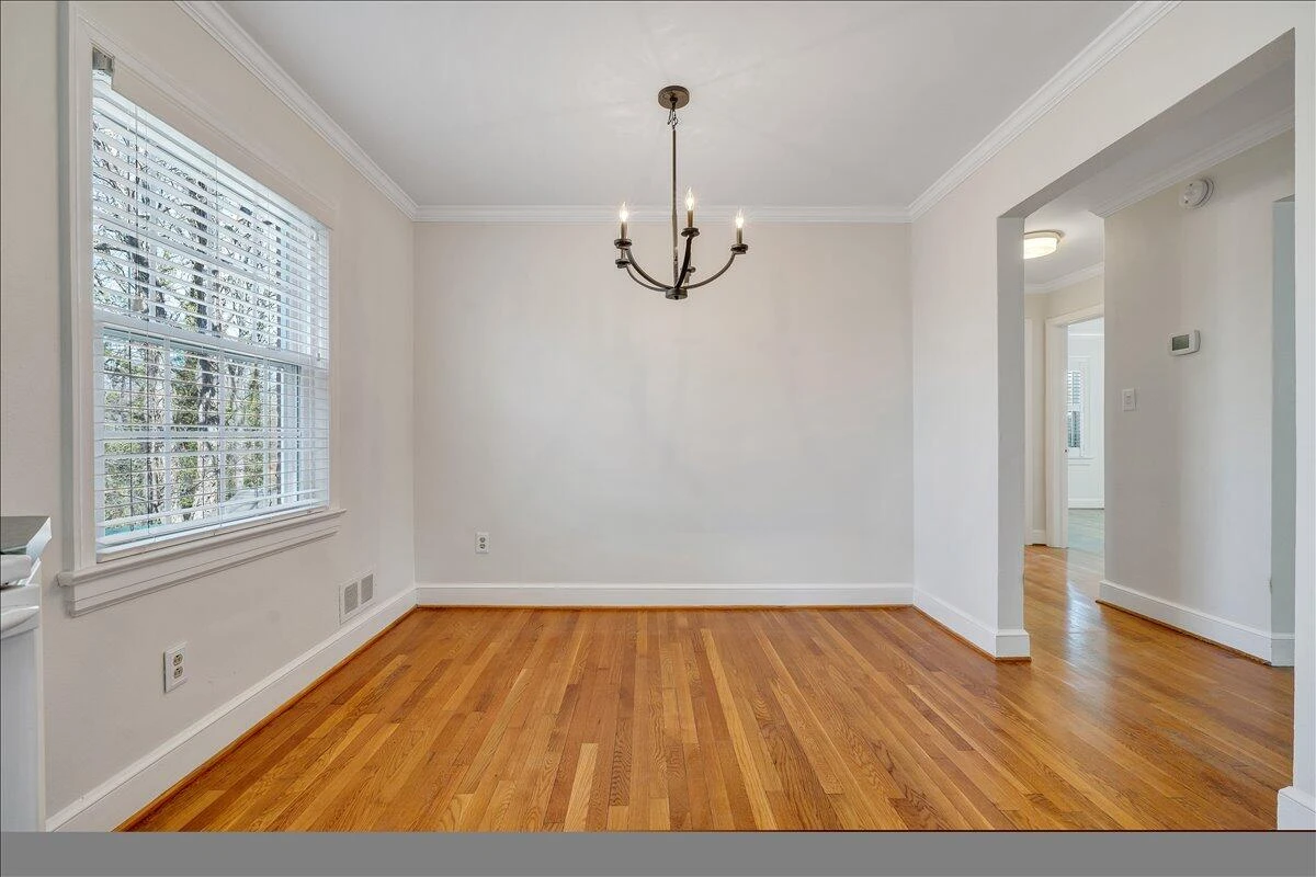 2937 Oak Crest AVE SW - Photo 14