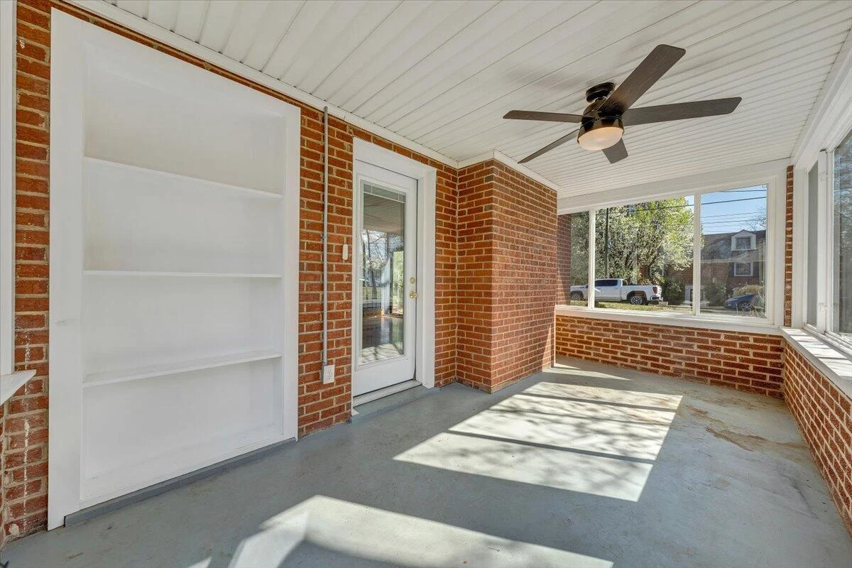 2937 Oak Crest AVE SW - Photo 23