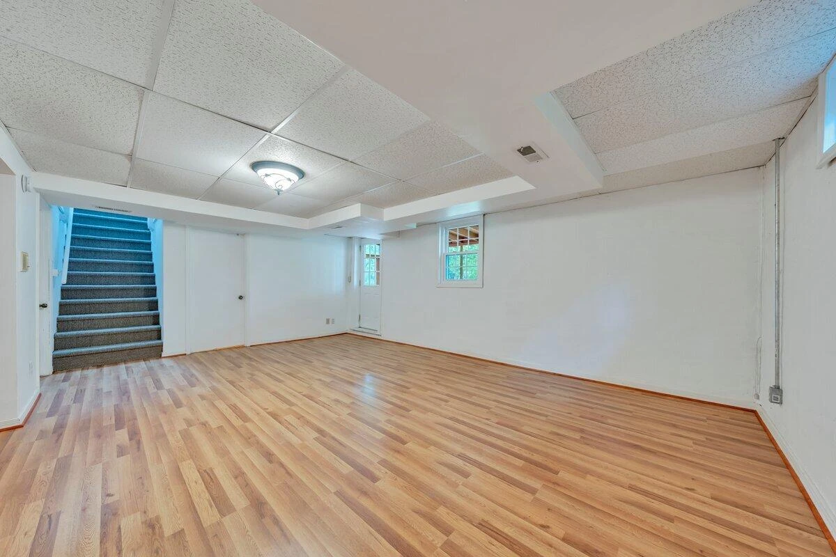2937 Oak Crest AVE SW - Photo 26