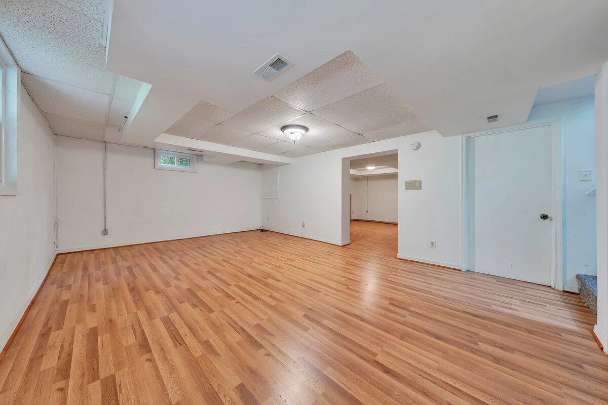 2937 Oak Crest AVE SW - Photo 28