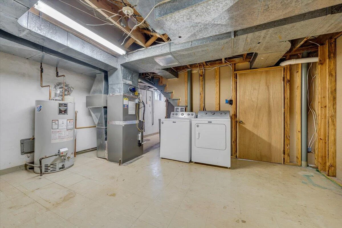 2937 Oak Crest AVE SW - Photo 32