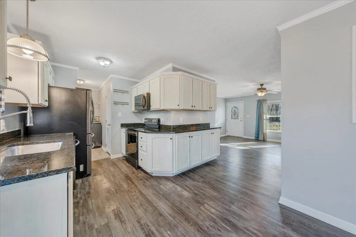1309 Gate LN - Photo 9