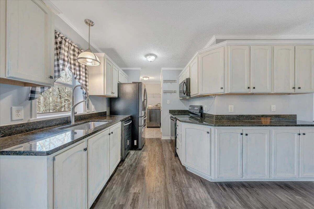 1309 Gate LN - Photo 10