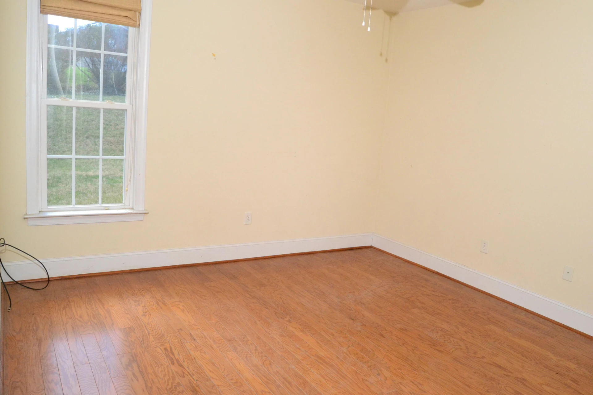 1112 Gaston DR - Photo 9