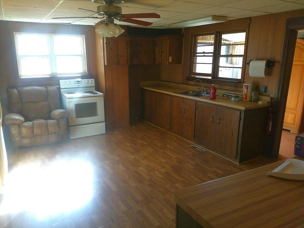 1042 Barrows Mill RD - Photo 7