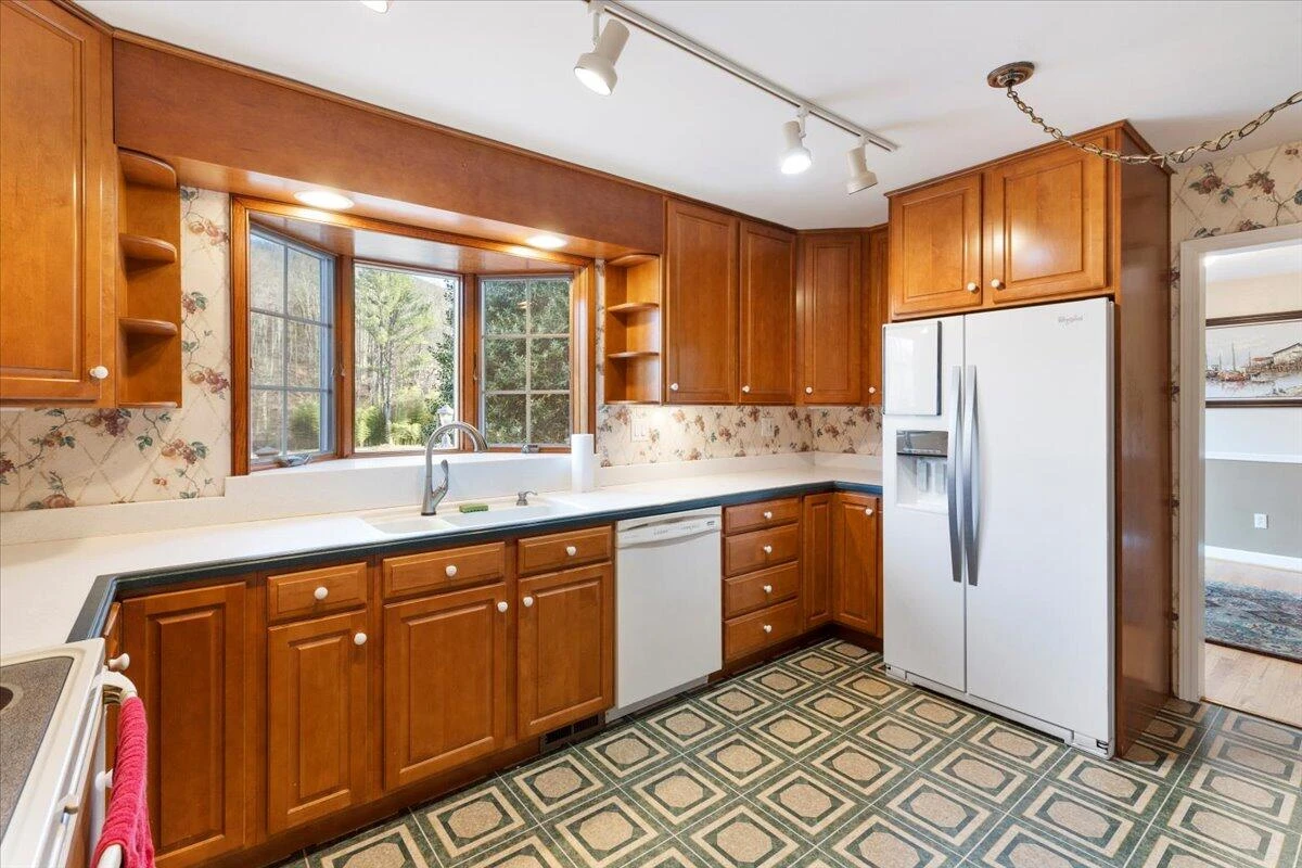 1356 Coopers Cove RD - Photo 131