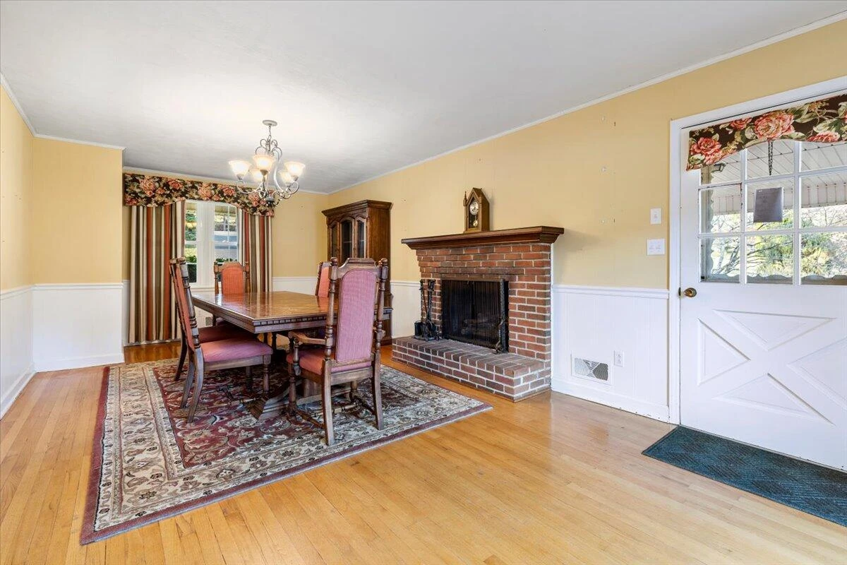1356 Coopers Cove RD - Photo 134