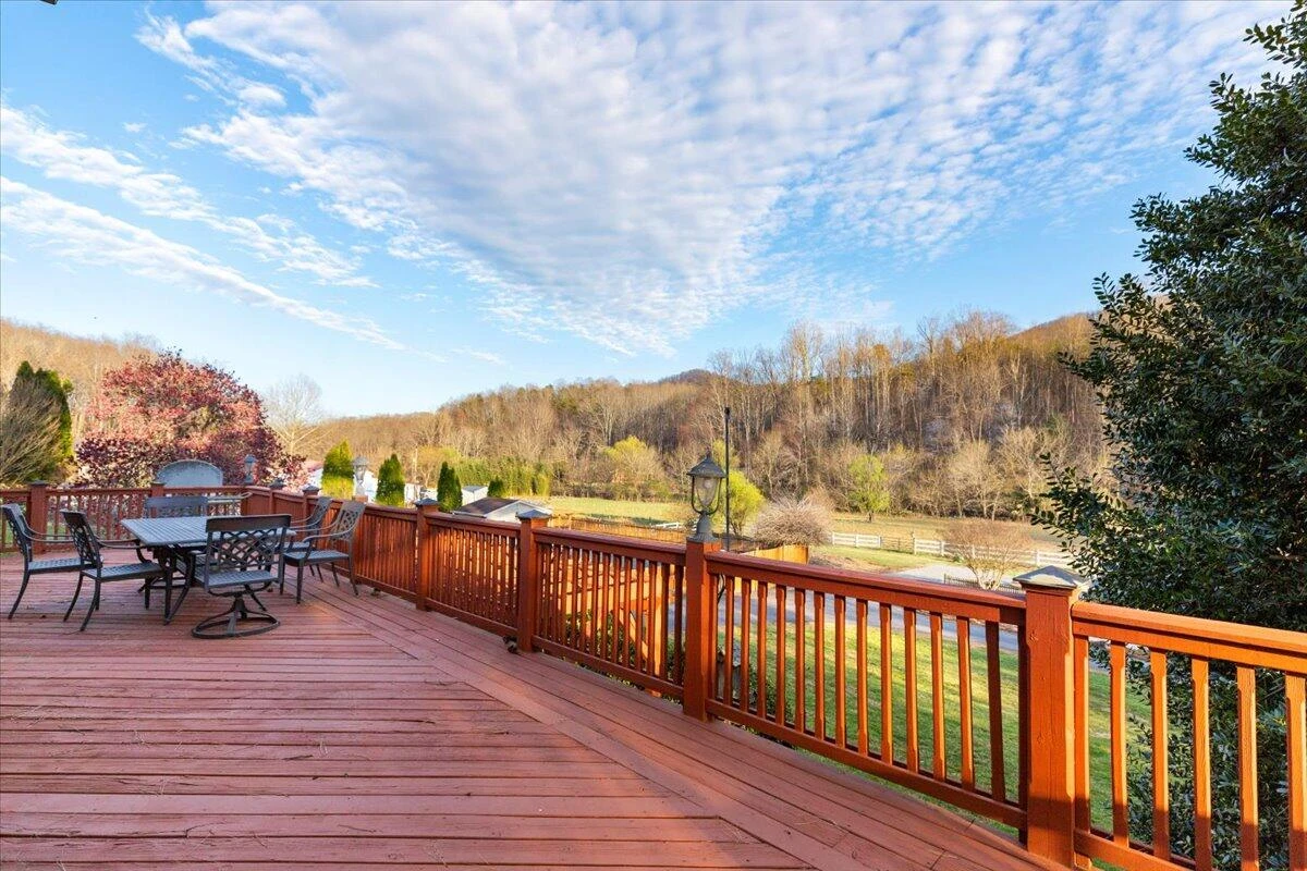 1356 Coopers Cove RD - Photo 138