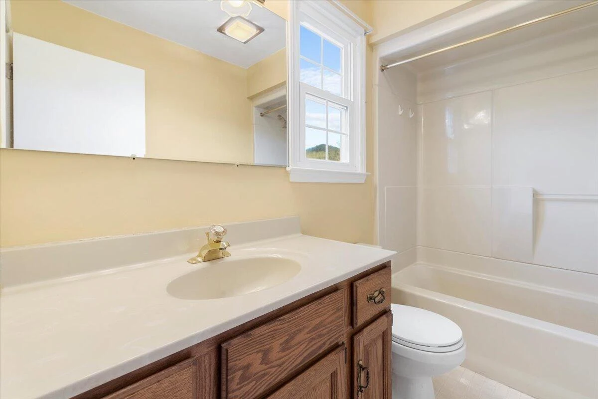 1356 Coopers Cove RD - Photo 143