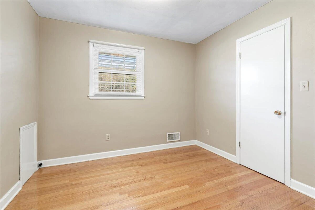 1356 Coopers Cove RD - Photo 144