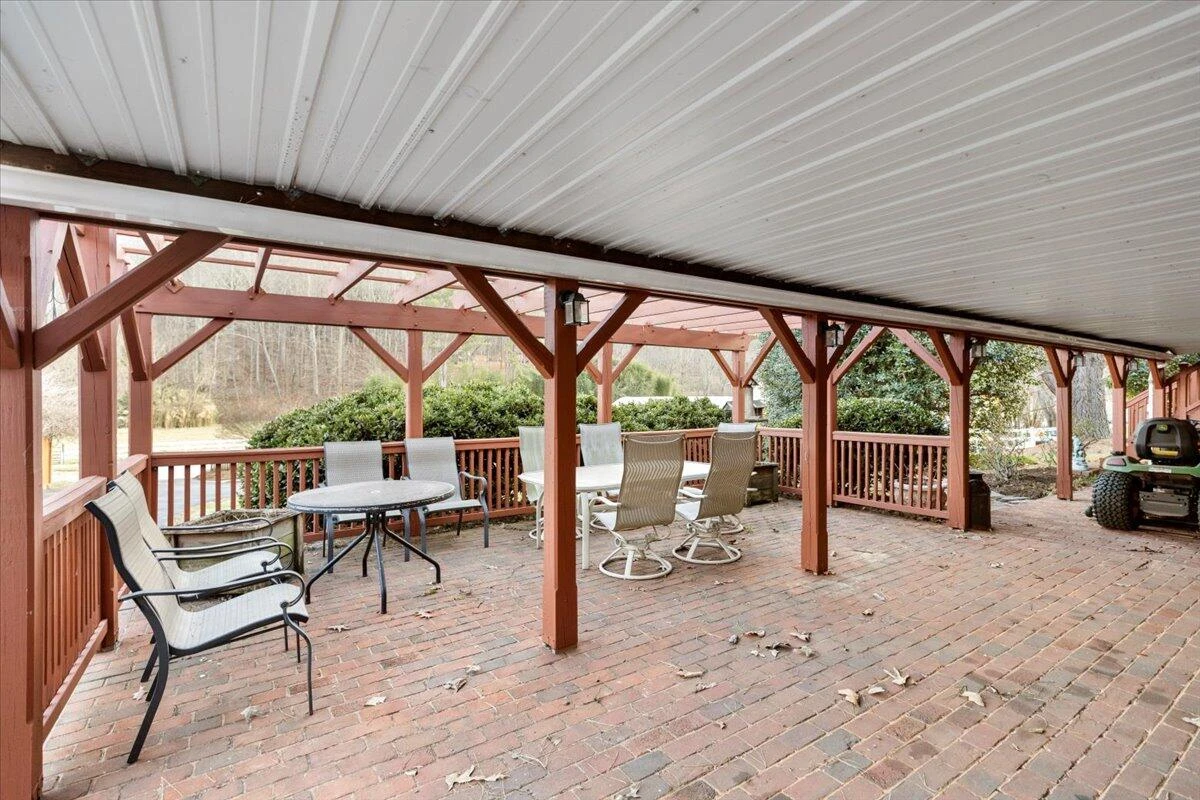 1356 Coopers Cove RD - Photo 167