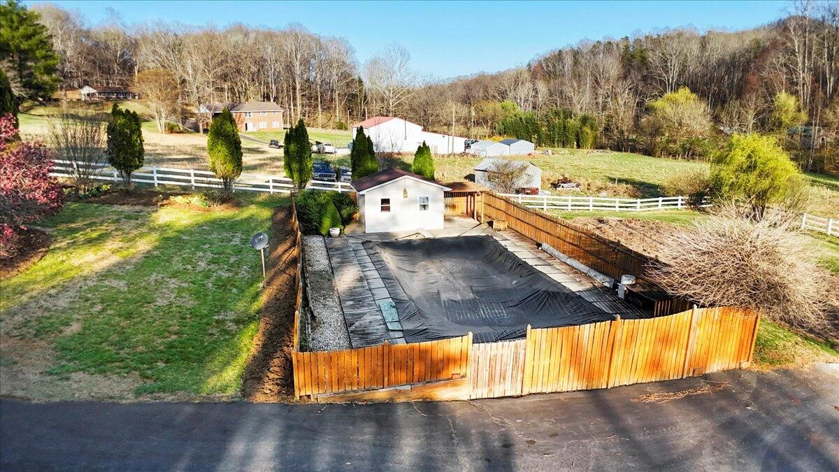 1356 Coopers Cove RD - Photo 170