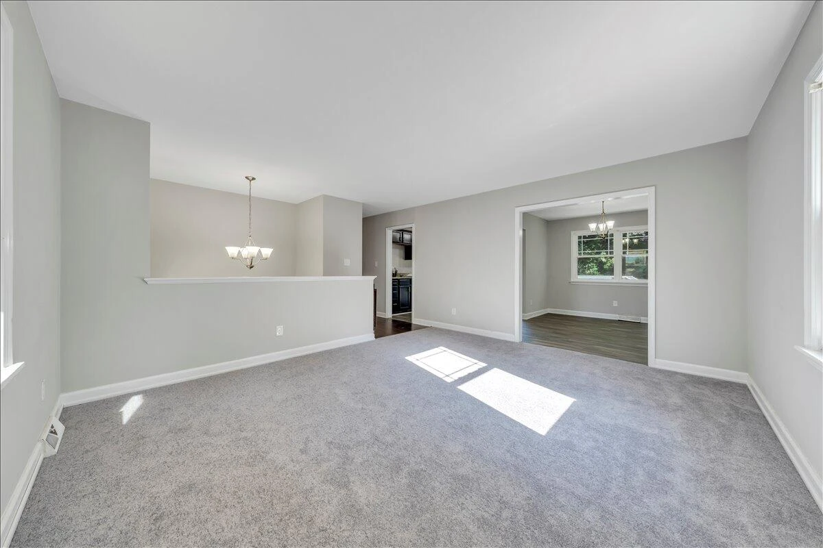 1048 Grove LN - Photo 24
