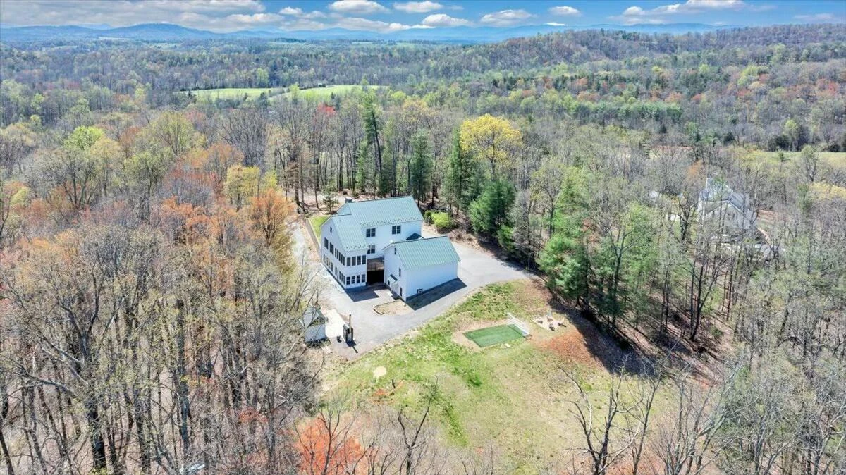220 Fox Run RD - Photo 63