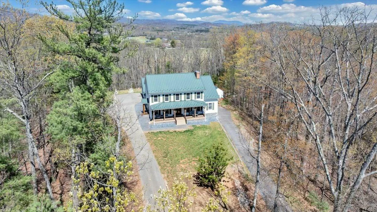 220 Fox Run RD - Photo 66