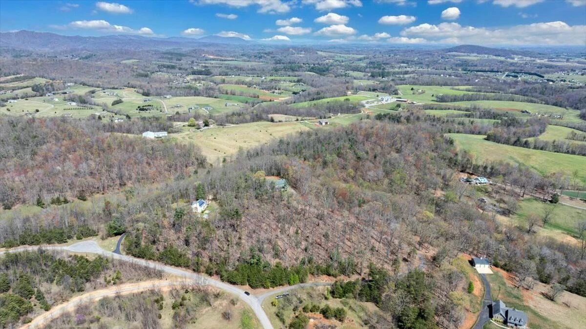 220 Fox Run RD - Photo 70