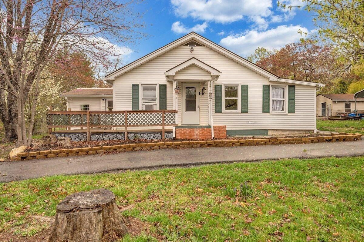 164 Christian DR