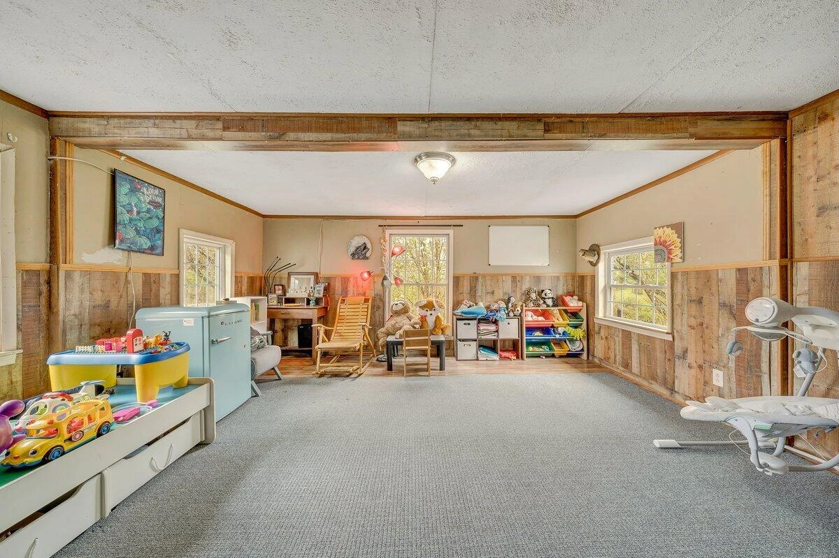 164 Christian DR - Photo 13