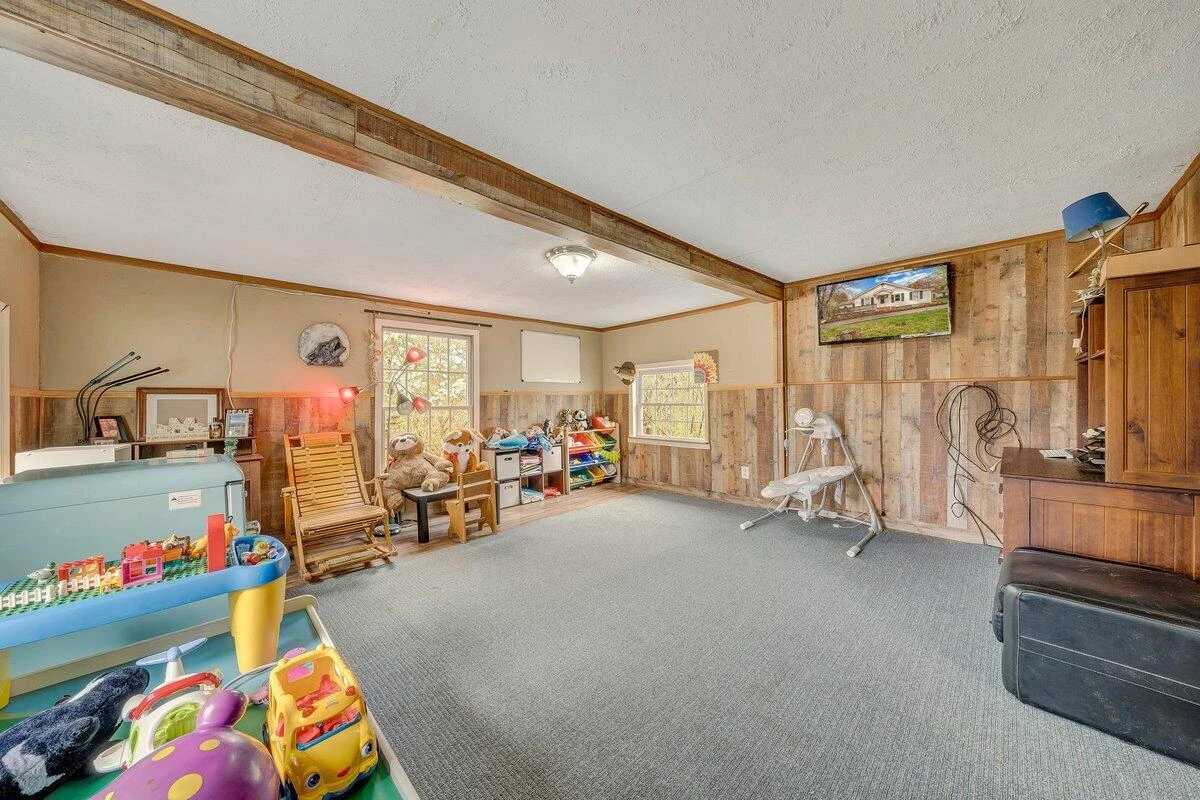 164 Christian DR - Photo 14