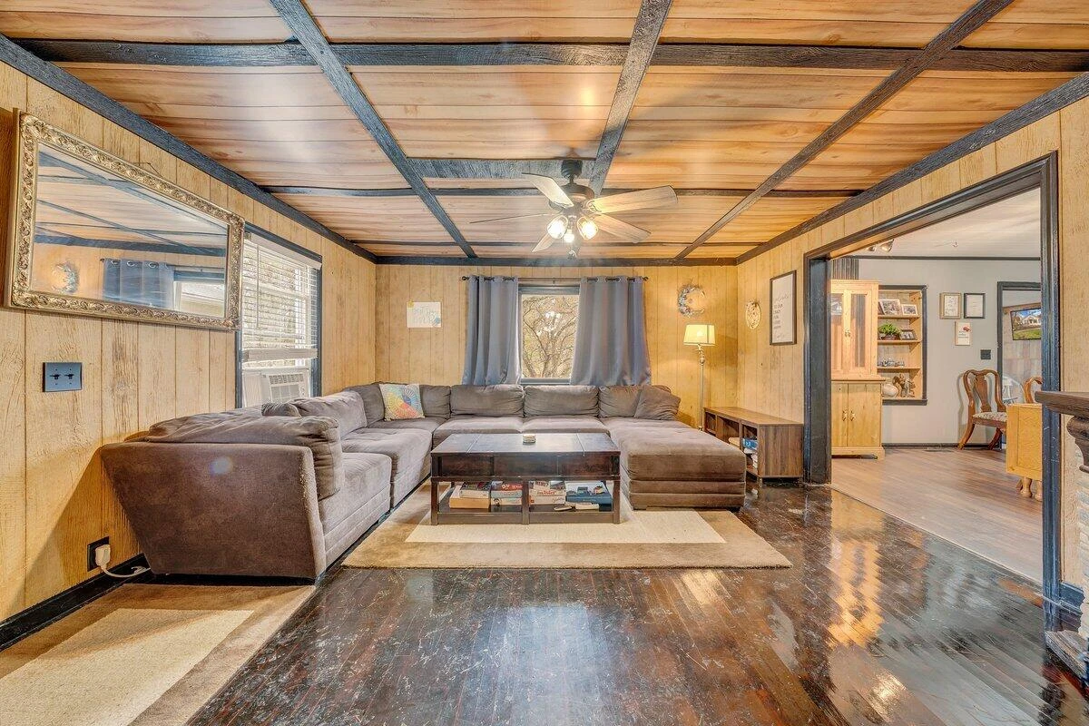 164 Christian DR - Photo 3