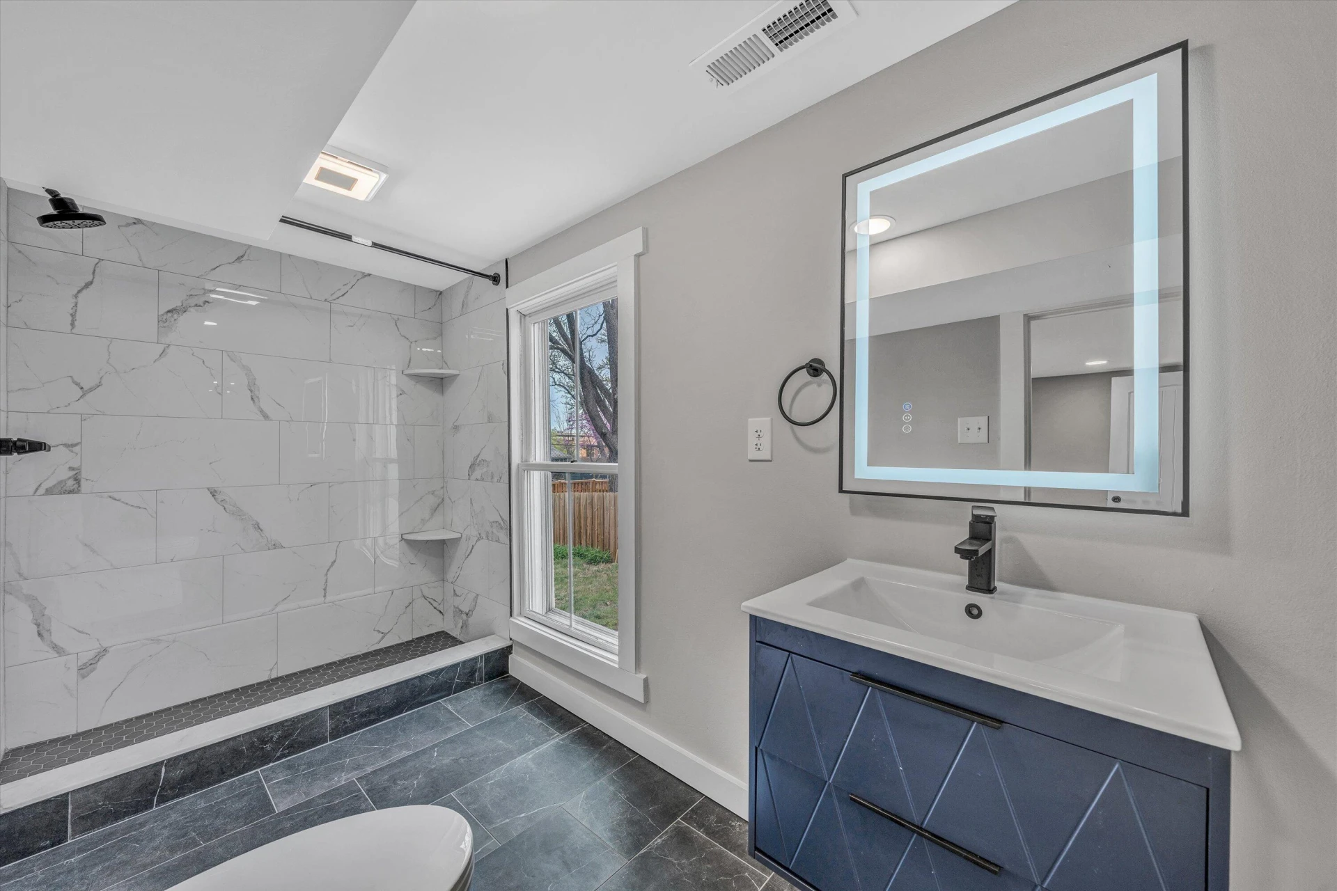 535 Day AVE SW - Photo 22
