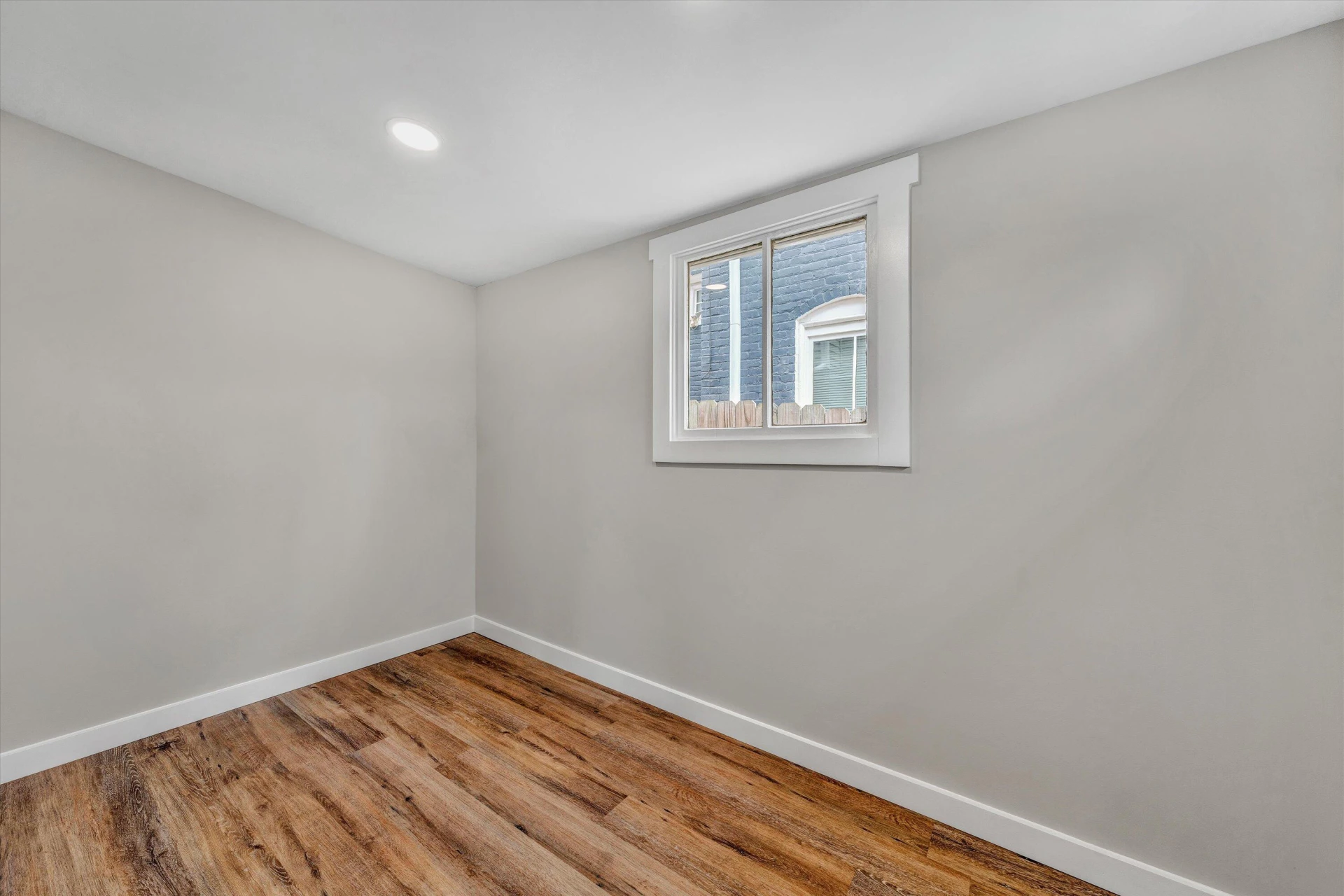 535 Day AVE SW - Photo 26