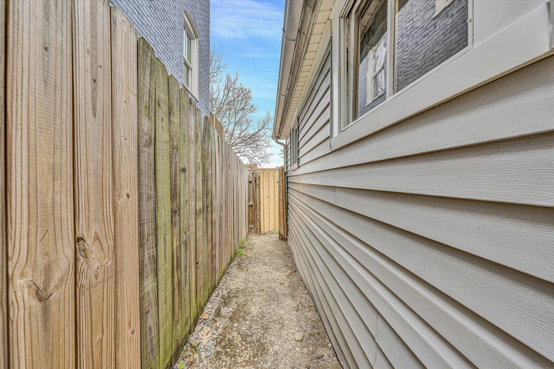 535 Day AVE SW - Photo 32